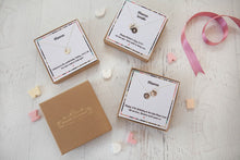 Mama’s Initial Disc Necklace On Personalised Gift Card