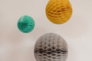 Set of 3 Retro Tissue Paper Honeycomb Balls
